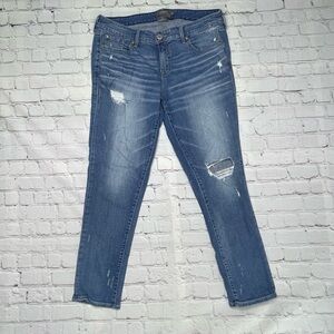 Torrid 12R Distressed Boyfriend Straight Jeans Mid-Rise Vintage Stretch